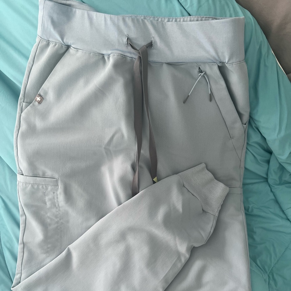 Figs scrub pants